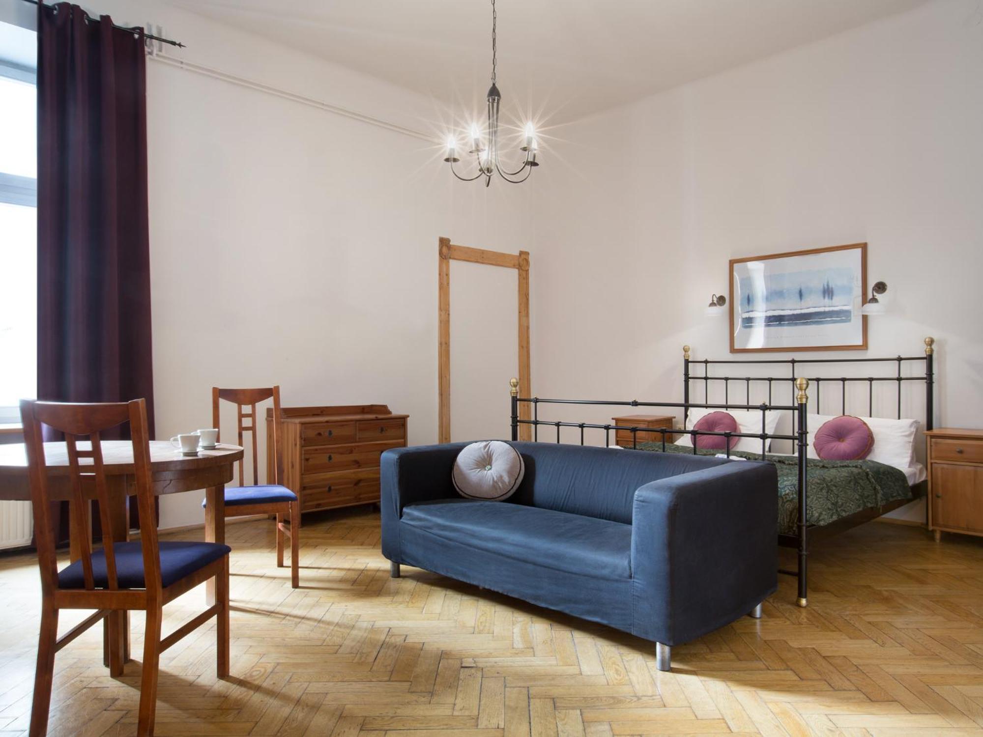 Antique Apartments Plac Szczepanski Krakow Bilik gambar